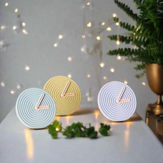 Minimalist Desktop Clock – Sleek Design 3D Printed In Multiple Color Options