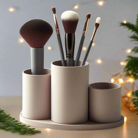 💄 Geometric Makeup Organizer – Modern Vanity Holder for Brushes & Beauty Essentials 3D Printed In Multiple Color Options✨