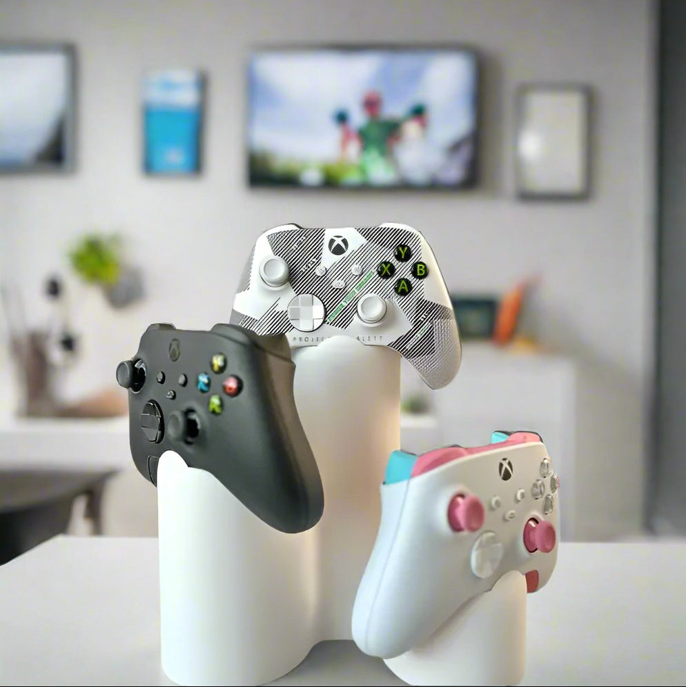 š® Modern Triple Controller Stand ā Sleek Holder for PS, PS5, Switch, Xbx & More 3D Printed In Multiple Color Options š®