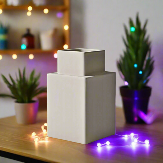 🏡 Modern Square Vase – Minimalist Elegance for Contemporary Interiors 3D Printed In Multiple Color Options🌿