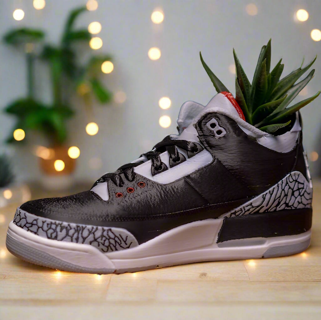 šš¤ Black Cement Jordan 3 Succulent Display ā Streetwear Meets Plant Decor šæ 3D Printed