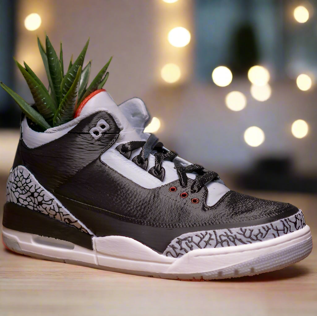 šš¤ Black Cement Jordan 3 Succulent Display ā Streetwear Meets Plant Decor šæ 3D Printed